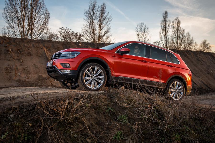  Volkswagen Tiguan 2016 года  (фото 33 из 37)